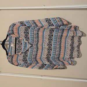 Aztec pattern blouse 3x